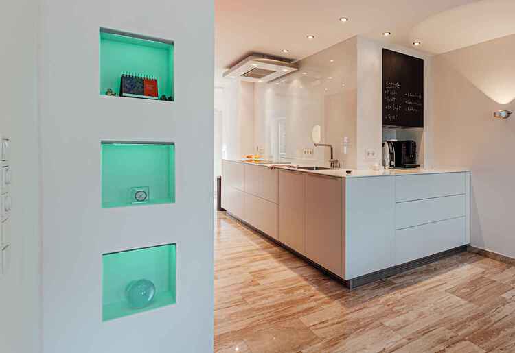 K&uuml;chenplanung die Weite und Verbindungen schafft