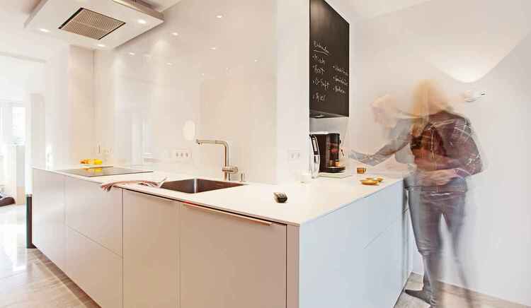 K&uuml;chenplanung die Weite und Verbindungen schafft