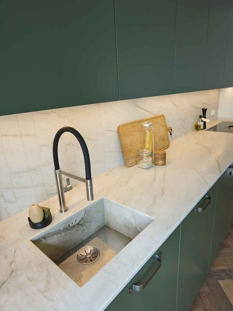 Minimalistische Retro-K&uuml;che in Luxemburg