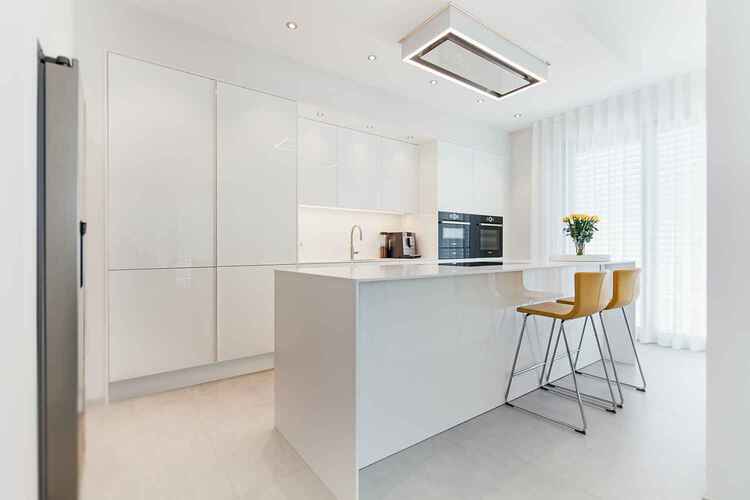 Schreinerk&uuml;che in graziler Anmut