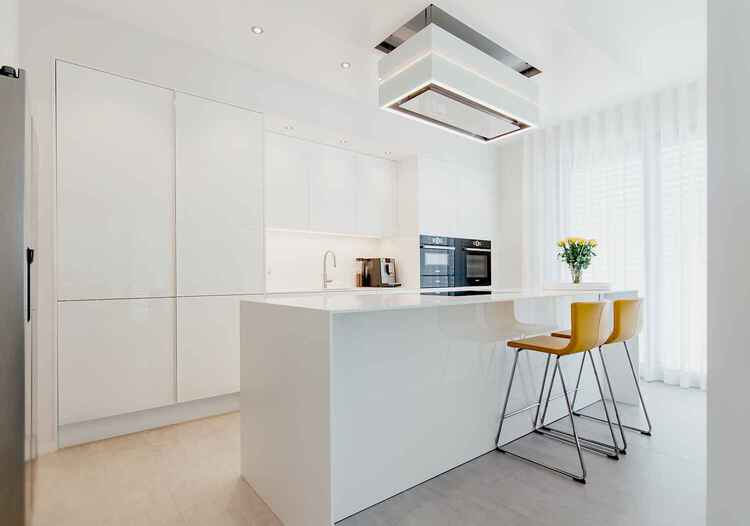 Schreinerk&uuml;che in graziler Anmut