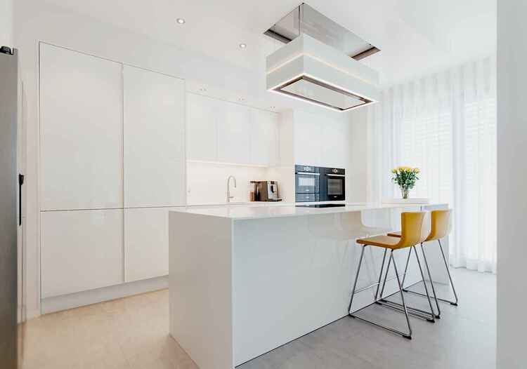 Schreinerk&uuml;che in graziler Anmut